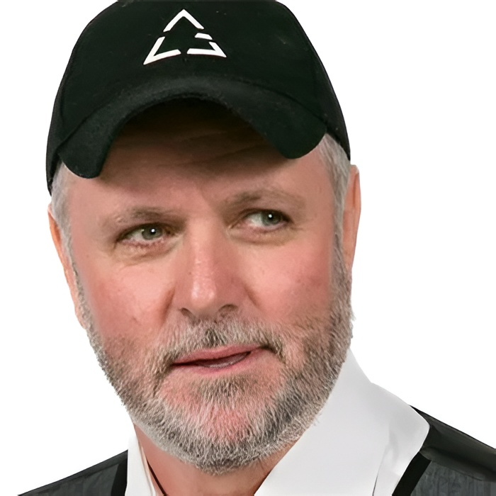 Gavin Sharples